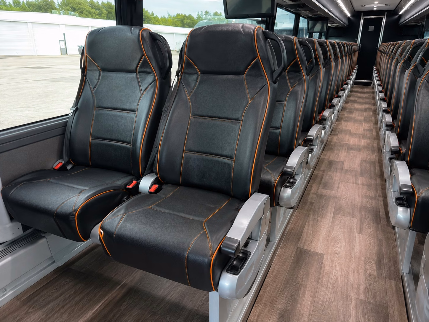 bridal party transportation in tulsa that matches the moment